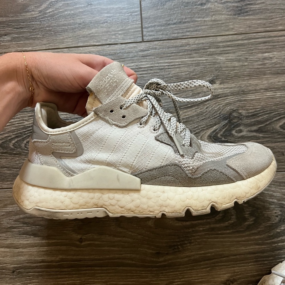 Adidas Sneakers